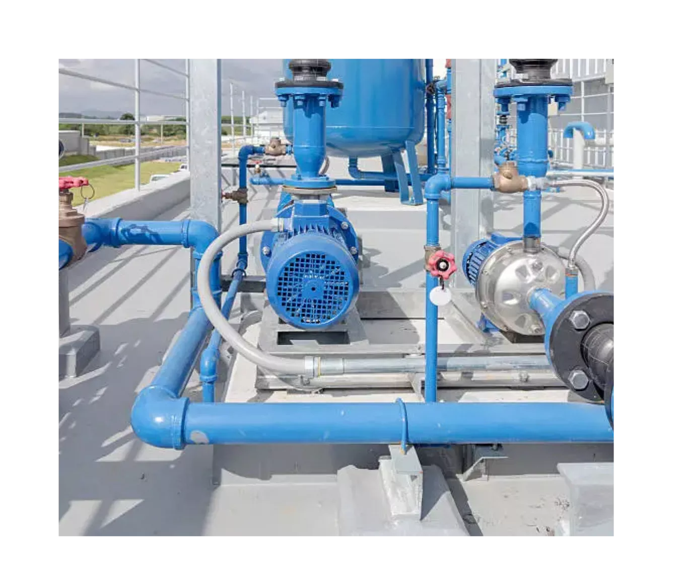 Water Distribution Pipes